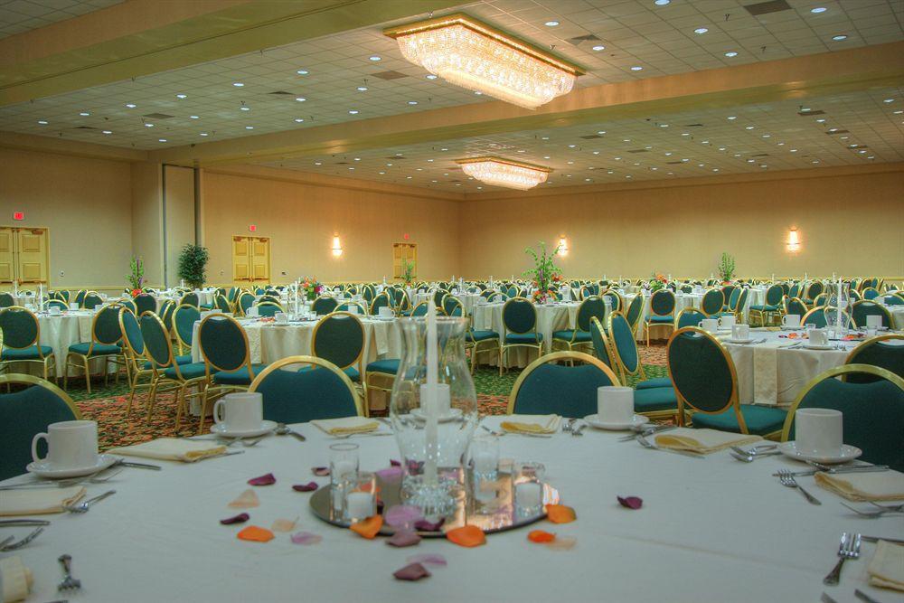 Hotel Marriott Center 4*